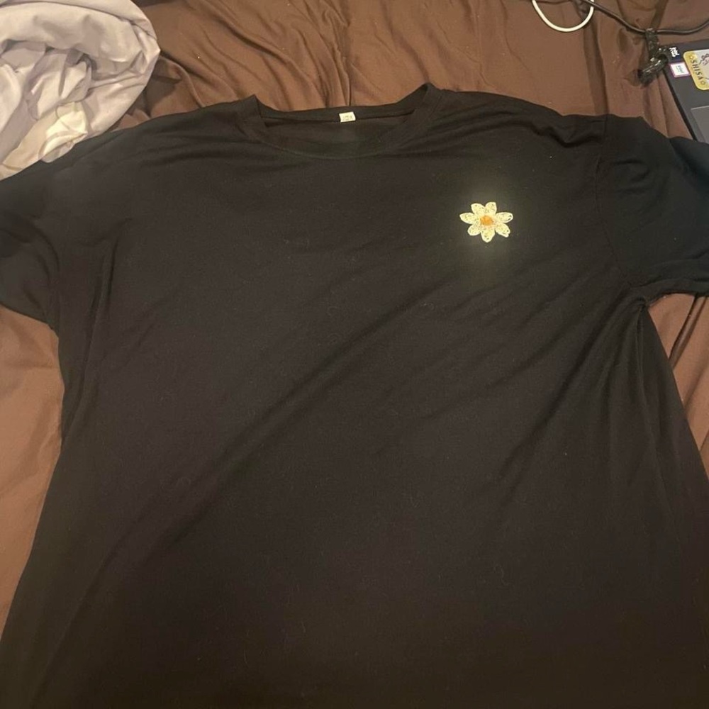 YesStyle Black Short Sleeve Tee Casual Essential